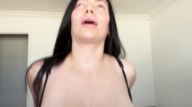 Hot Latina MILF Sienna Santana Gets One Last Creampie