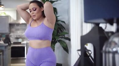 Curvy MILF Carmela Catches A Guy Sniffing Her Panties