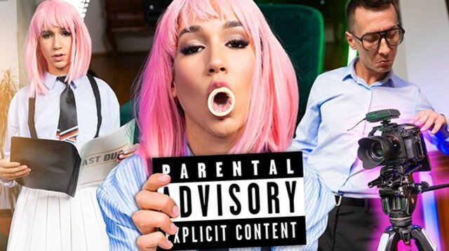 Pink Haired Babe Enjoys Rough Kissing And Intense Orgasm Fuck