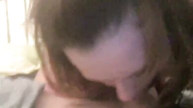 Amateur Babe Sucks A Tiny Dick And Looks Bored