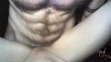 La danesa Gazellen se enfrenta a toda una multitud en un gangbang salvaje