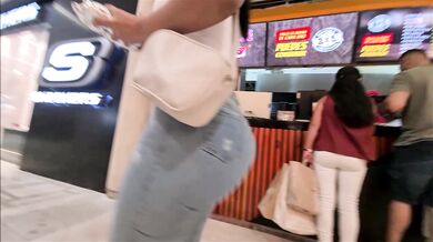Big Ass Amateur Takes It From Behind In Bed