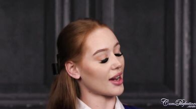 Nymf školačka to má ráda zezadu - Amber Green