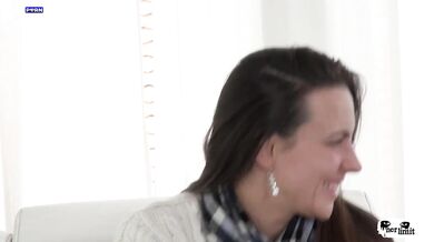 Sexo anal hardcore con Mea Melone