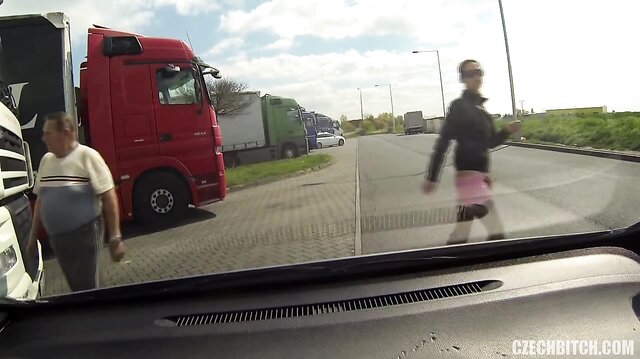 Real experienced slut banged in car