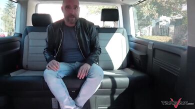 Young nymphomaniac fucks in van