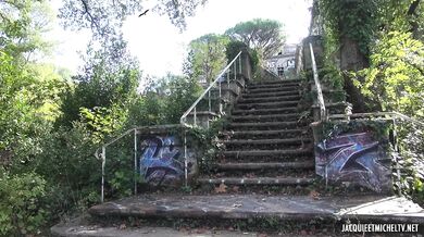 Jebanie na ulici s amatérskou milfkou Caroline