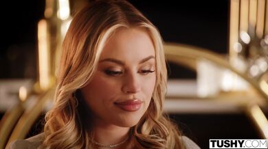 TUSHY - Bombshell Anna Claire Clouds' first anal Tushy debut