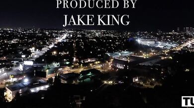 TUSHY - Plachá Avery svádí a má anál se svou dlouholetou láskou