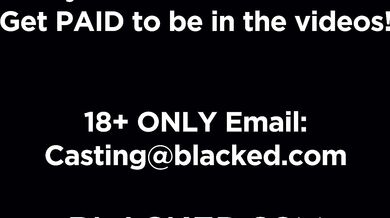 Bohyňa veľkých čiernych plátkov Blake Blossom zvádza muža svoje najlepšie kamarátky