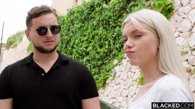 Thick baddie Chloe Lapiedra ditches boyfriend for a real man's BBC