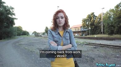 Las conversaciones sucias en la calle conducen al sexo por dinero