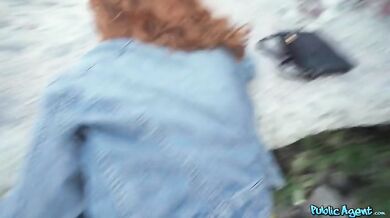 Las conversaciones sucias en la calle conducen al sexo por dinero