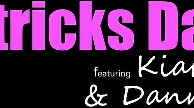 Kiara Cole prosí Danni Rivers o pomoc pri fajčení penisu na Deň svätého Patrika...