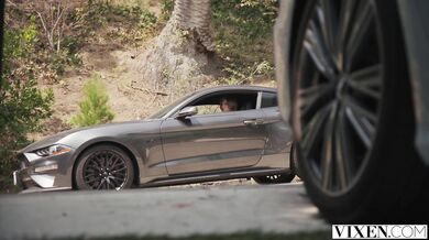 VIXEN - La alborotadora Ashley siempre consigue lo que quiere