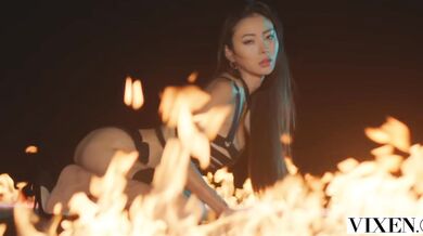 VIXEN - Stunning beauty Rae Succumbs to her kinky fantasies