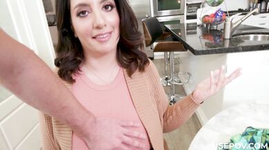 Domáce šukanie s BBW MILFkou Sarah Arabic