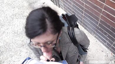 MILF amateur from street agrees to fuck and get facial for money