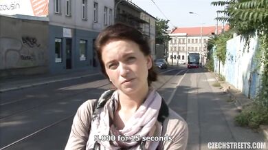 La secretaria traviesa Billie Star lo hace por dinero