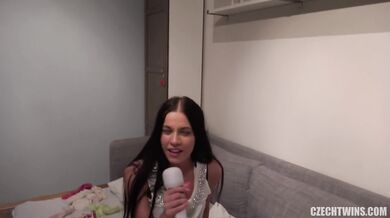 Twins Eveline and Silvia Dellai in homemade threesome