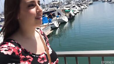 Brunette takes part in a hardcore amateur casting