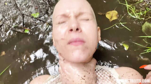 Bald girl Enigma Silky fucked outdoors in nature