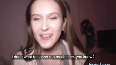 Public Agent - Šukanie mladého dievčaťa, zatiaľ čo jej matka je vedľa