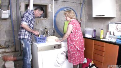 Grandma fucked on the washing machine