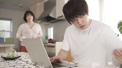 2 horas de lujuria japonesa con Karen Yuzuriha