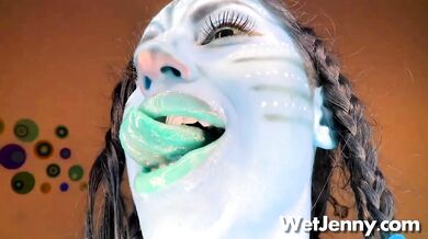 Prsnatá nahá avatarka