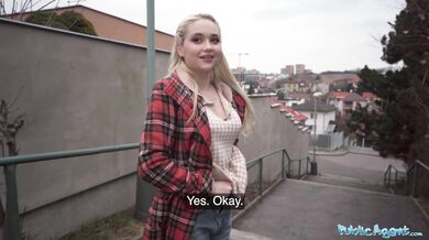 Public Agent - Una rubia de Rusia me cobra por una oferta sexual