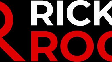 Blake Blossom a Vanessa Sky sdílejí obrovského černého ptáka