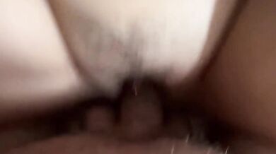 Biuściasta wytatuowana BBW ruchana w POV