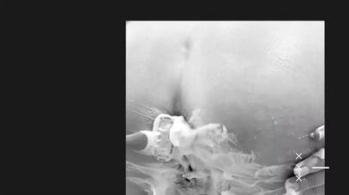 Religijna żona Leya Falcon drażni nastolatkę Arię Valencia, podczas gdy jej mąż to obserwuje