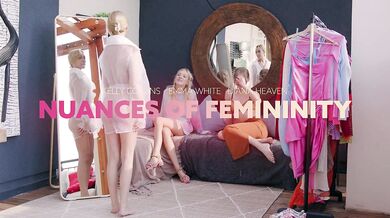 Lesbický sex se třemi blondýnkami