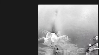 MYLF - Ike recibe una visita sorpresa de la amiga de su madrastra, Spencer Scott, y termina follándosela