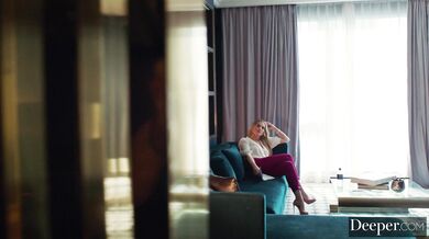 Deeper - Piękna i krągła Blake dostaje klapsy i ostro ruchana