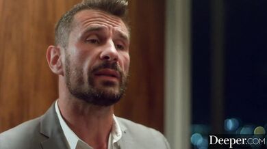 Deeper - Nádherná zlatokopka je zvedená otcom svojho priateľa