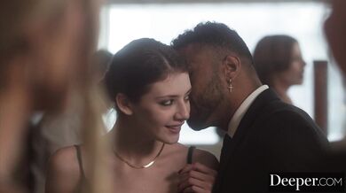 Deeper - Avery holds the key to pleasure