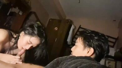 Domowe porno z napaloną indonezyjską dziewczyną