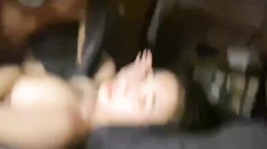 Domowe porno z napaloną indonezyjską dziewczyną