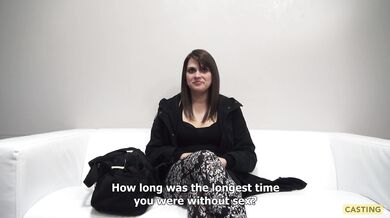 Amatorka Kateřina rucha się na czeskim castingu