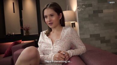 Skye Young šuká v pyžamu