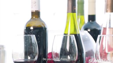 SLAYED - Talia le enseña a la deliciosa Apolonia el arte del gusto