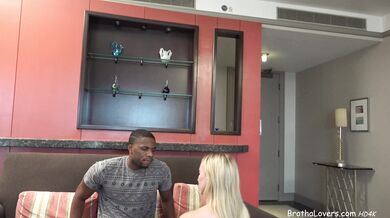 Riley Reyes prežíva šukanie s BBC