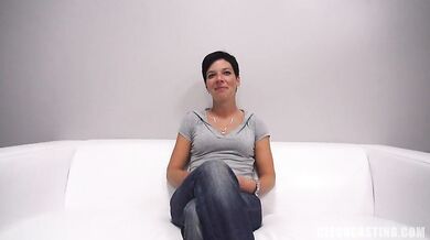 Short-haired amateur fucks at casting