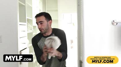 MYLF - Šukanie jeho nevlastnej matky