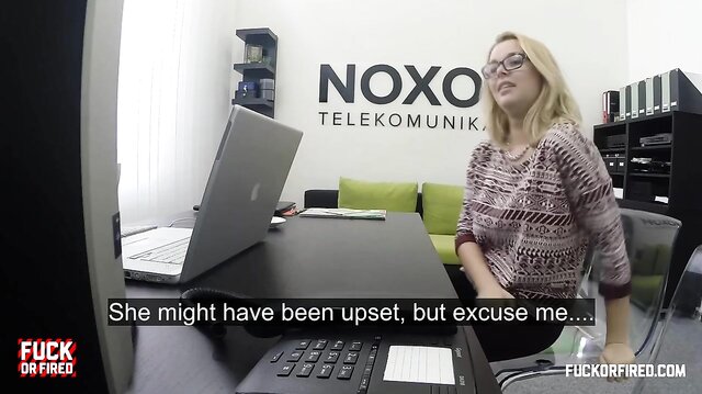 Nikki Dream se snaží udržet si práci za každou cenu