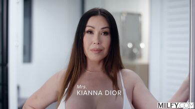 MILFY - Bohatá gazdinka Kianna miluje jazdu na hrubom BBC