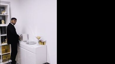 Blacked RAW - Kancelářské kundy Vanessa a Christy testují nového kolegu